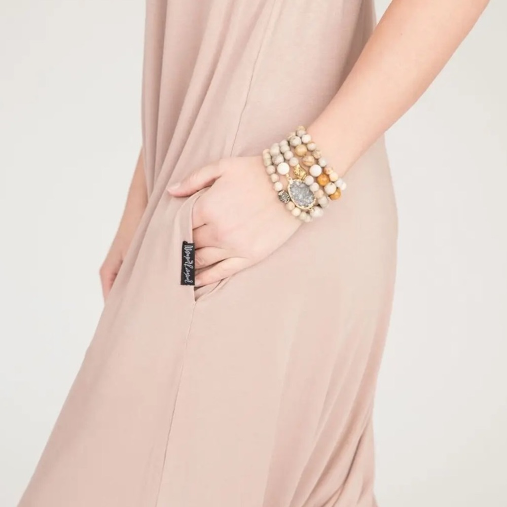 Momper Romper size XS-S-M-L available - Picture 5 of 7